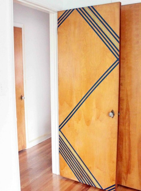 washi-tape-wooden-door